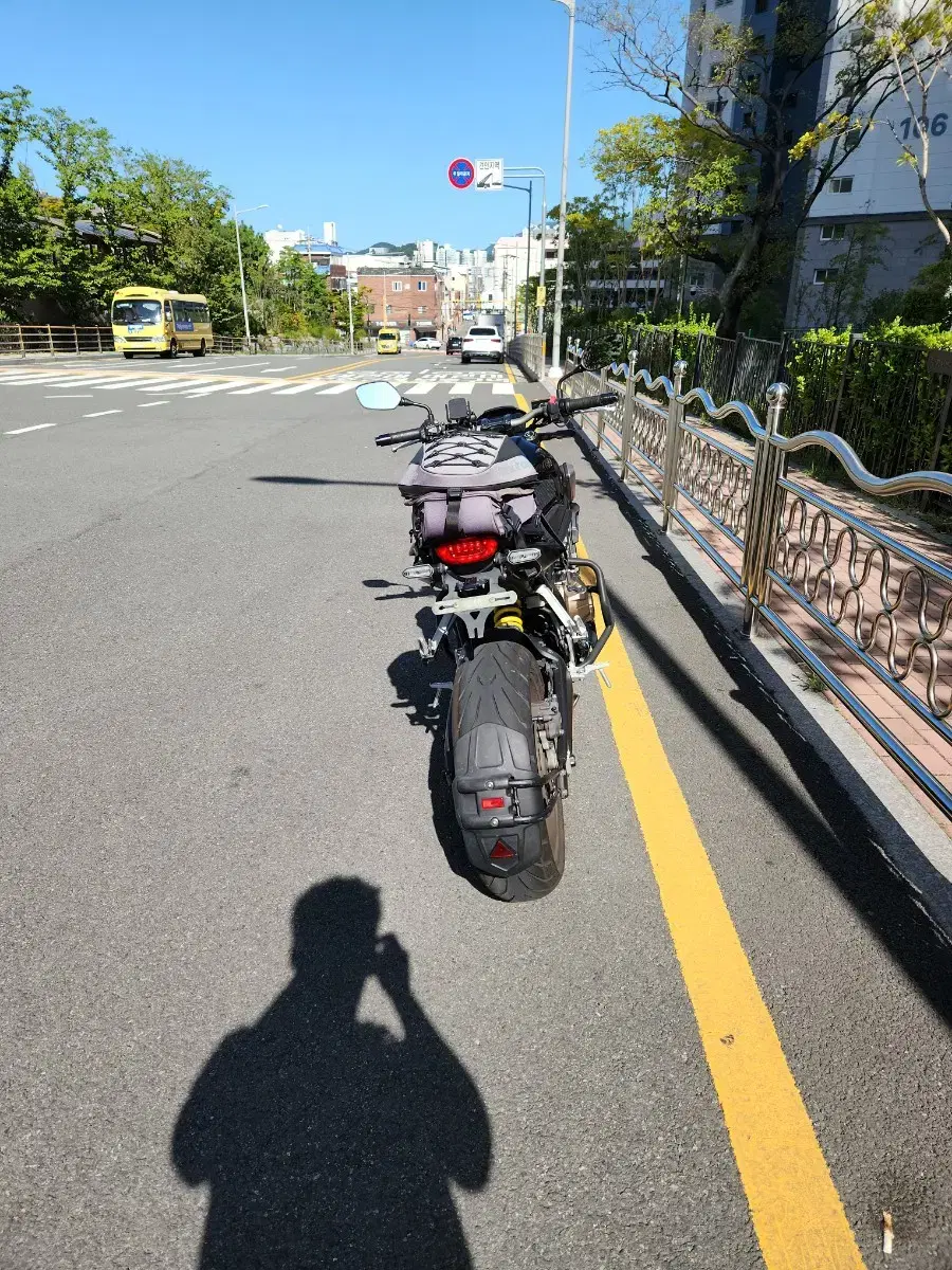 19년식 CB650RA 팝니다